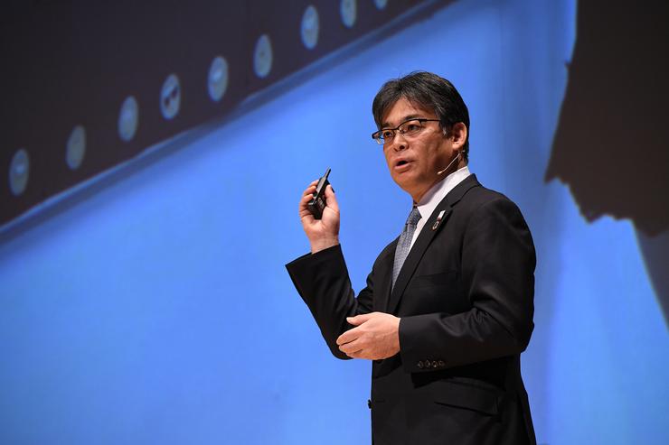 Takahito Tokita (President - Fujitsu)