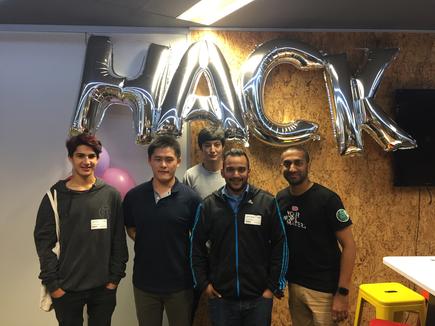 Shailan Patel of MYOB hosting AMES IT students at the 2017 MYOB hackathon
